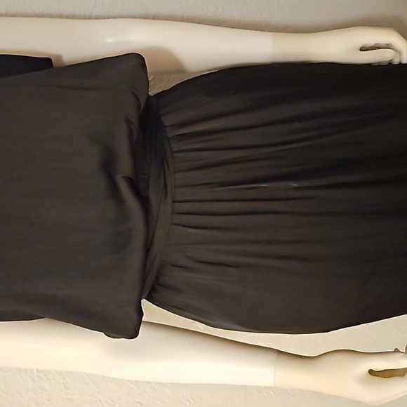 GAP Black Satin Sleeveless V-Neck Tie Waist Formal Jumpsuit Large Petite - Picture 6 of 13